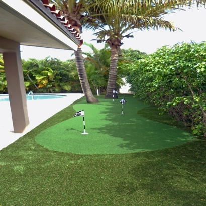 Golf Putting Greens Middleton Massachusetts Fake Grass Front