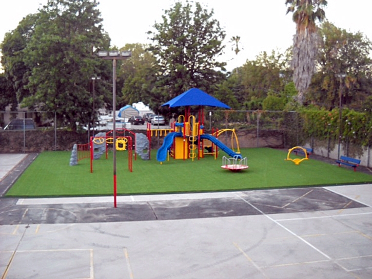 Artificial Grass Halifax Massachusetts Kindergarten Back