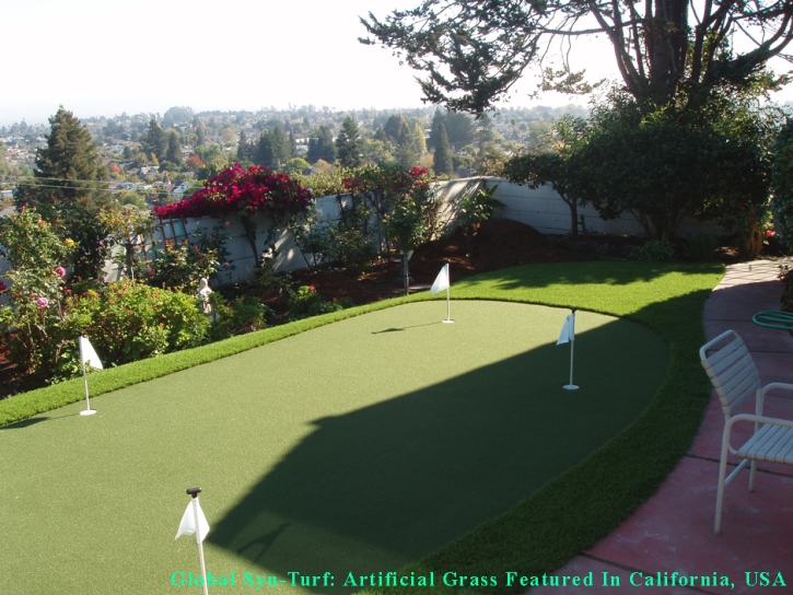 Golf Putting Greens Brookline Massachusetts Synthetic Turf