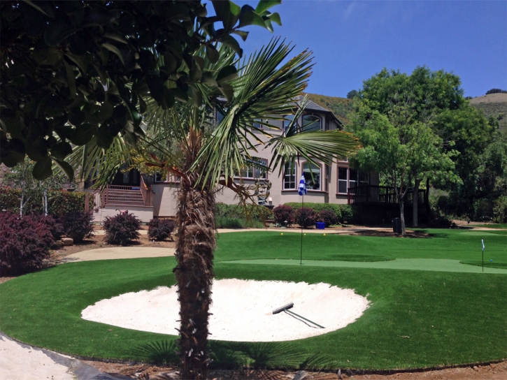 Golf Putting Greens Milton Massachusetts Artificial Turf