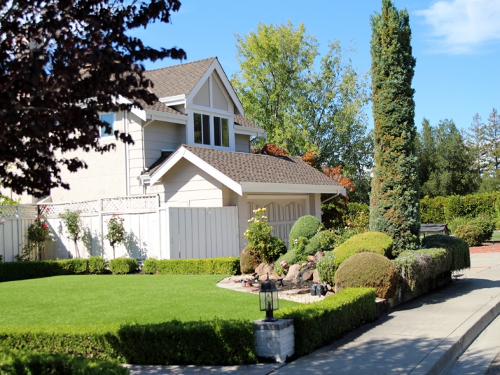 Synthetic Turf Stow Massachusetts Landscape Front Yard